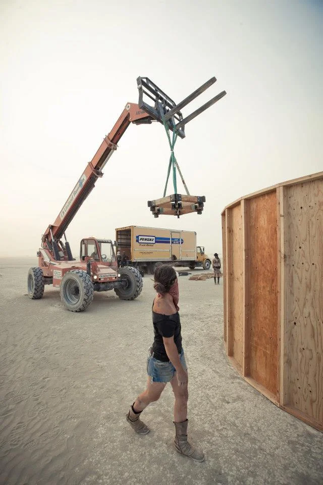 Installing the Sub-Sonarium at Burning Man 2012. Photo by Justin Oliphant.