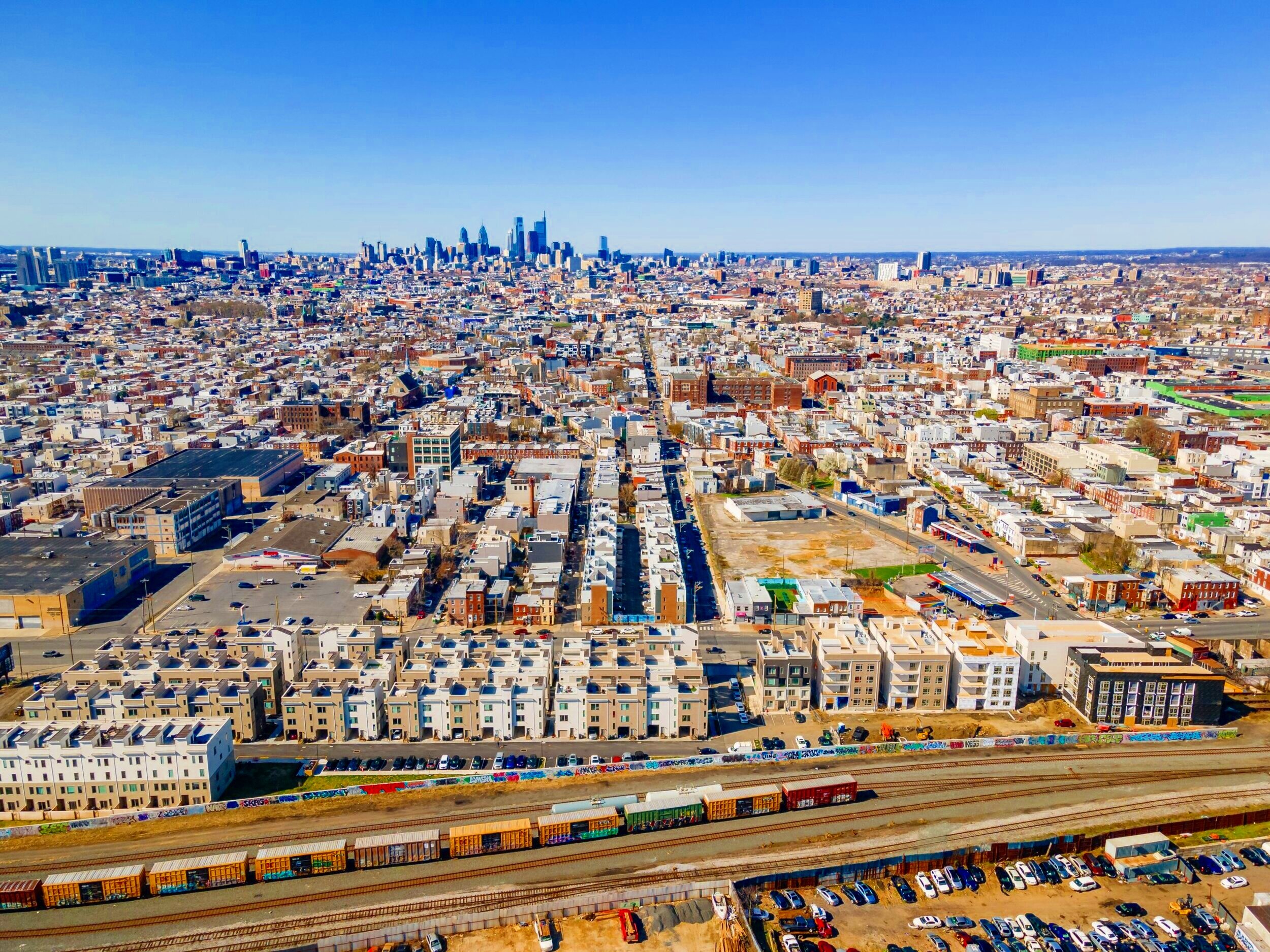 2035-LEHIGH-AVE-KENSINGTON-COURTS-WEFILMPHILLY-14-scaled.jpg