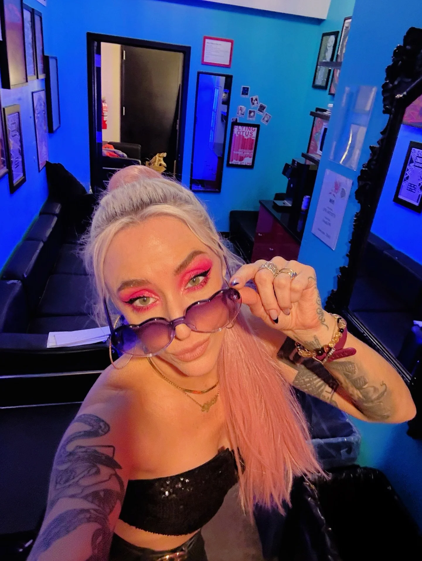 What&rsquo;s goin on?
✨
#femaledj #femaledjs #femaledjsrock #girldj #girlswithtattoos #tattooedgirls #inkedgirls #nycdj #nycdjs #eventdj #nycnightlife #nycevents #nycparties #girldjs #nyc #newyorkcity #newyorkcitylife #djlife #lifeofadj