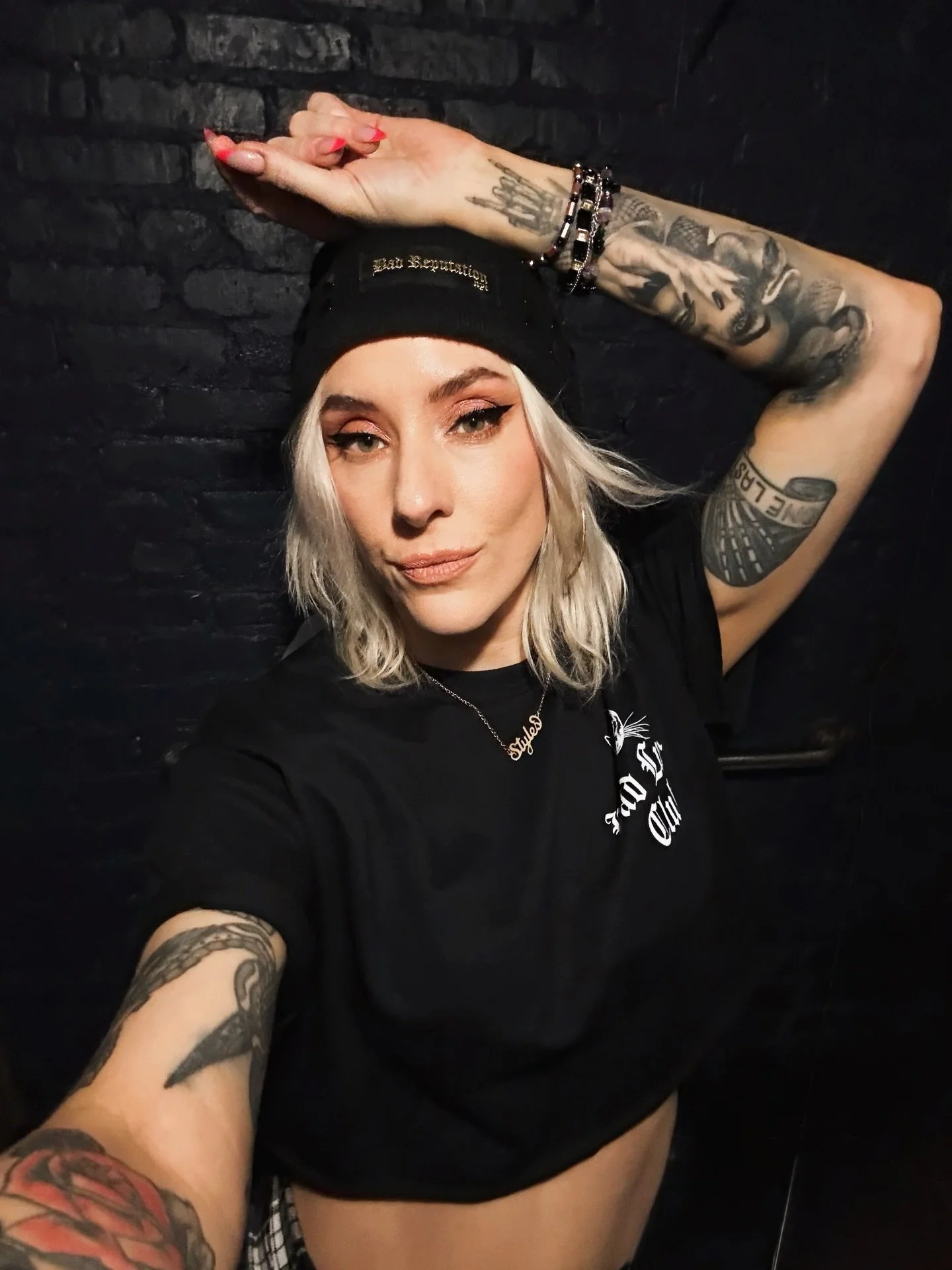 Bad Luck Kitty Cat Club 
🖤
Compliments of @badreputationnyc 

#girlswithtattoos #inkedgirls #rocknrollstyle #femaledj #nycdj