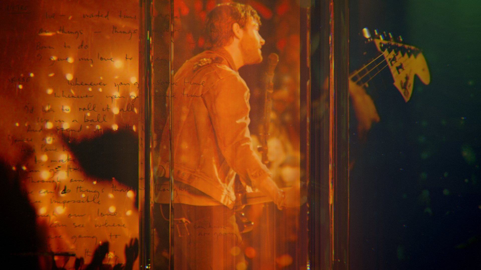 OJ_lookingGlass_b01_fr002_00000.png
