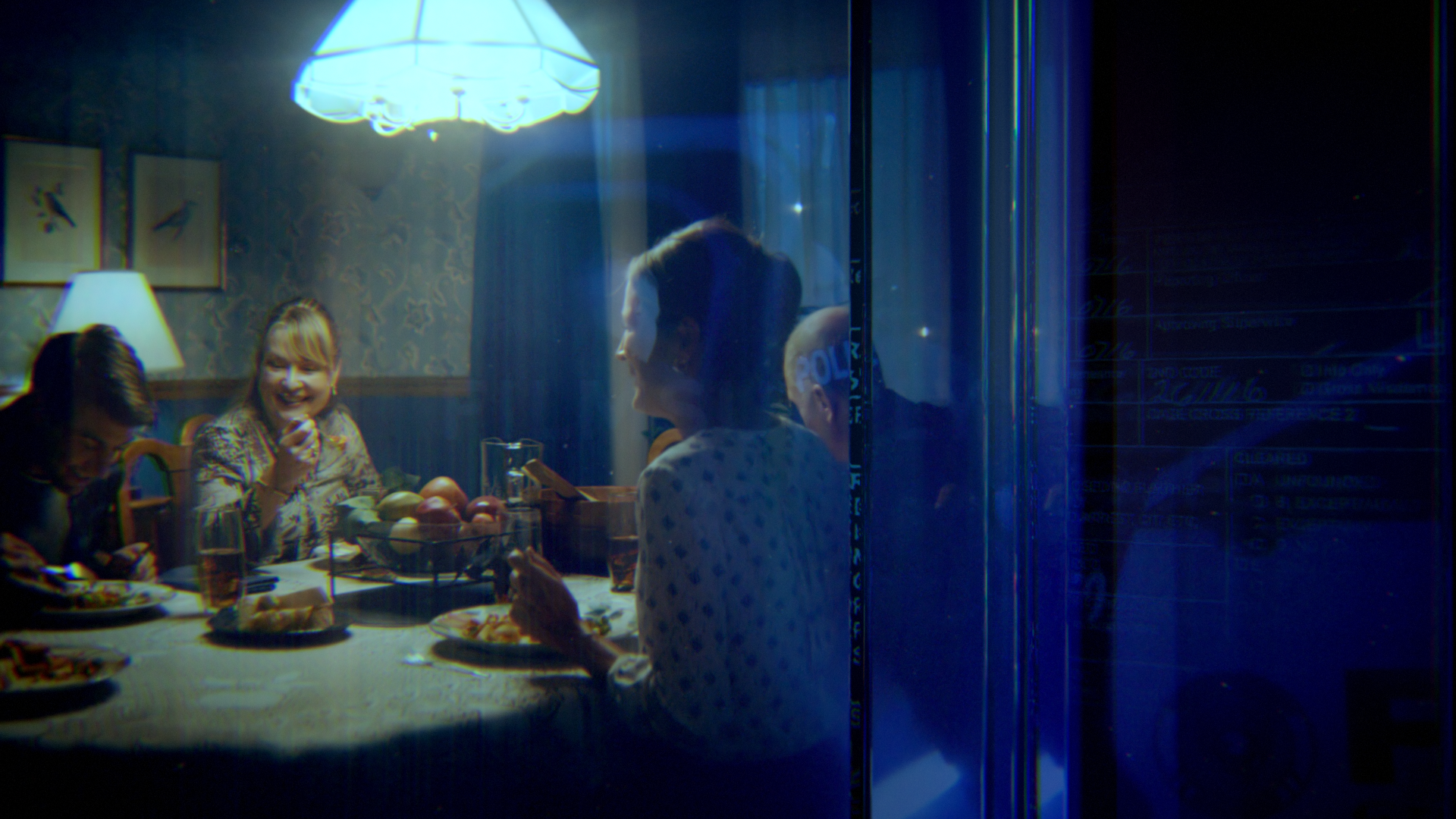 OJ_lookingGlass_b01_fr006_00000.png