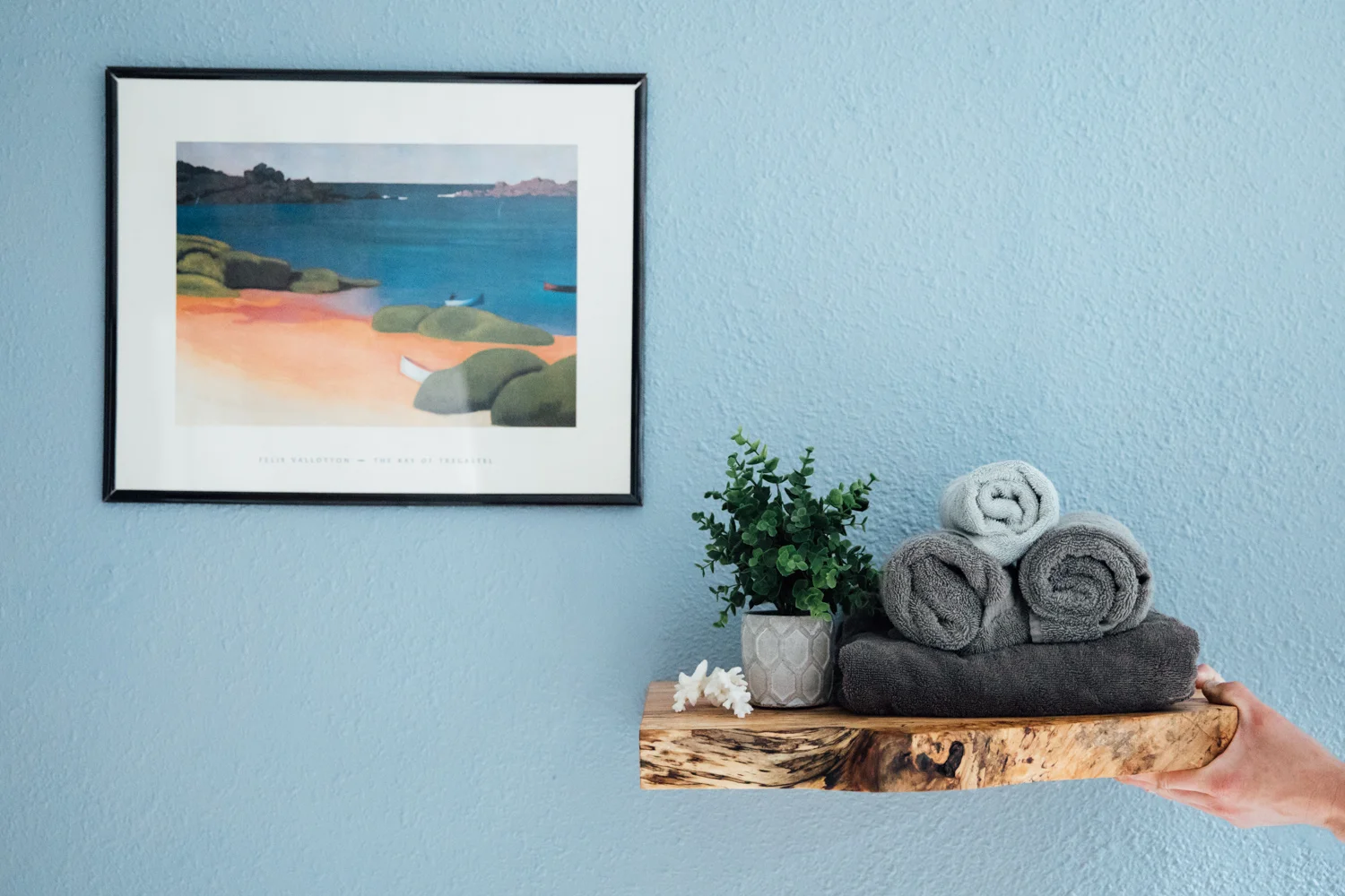 BigToothCo_Live-Edge-Spalted-Maple-Floating-Shelf-4.jpg