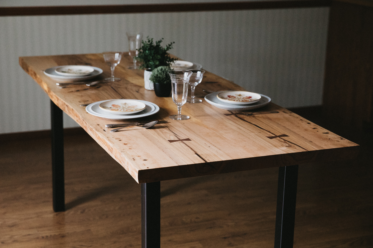 BIG-TOOTH-CO_Live_edge_dining_table_ash (14 of 31).JPG
