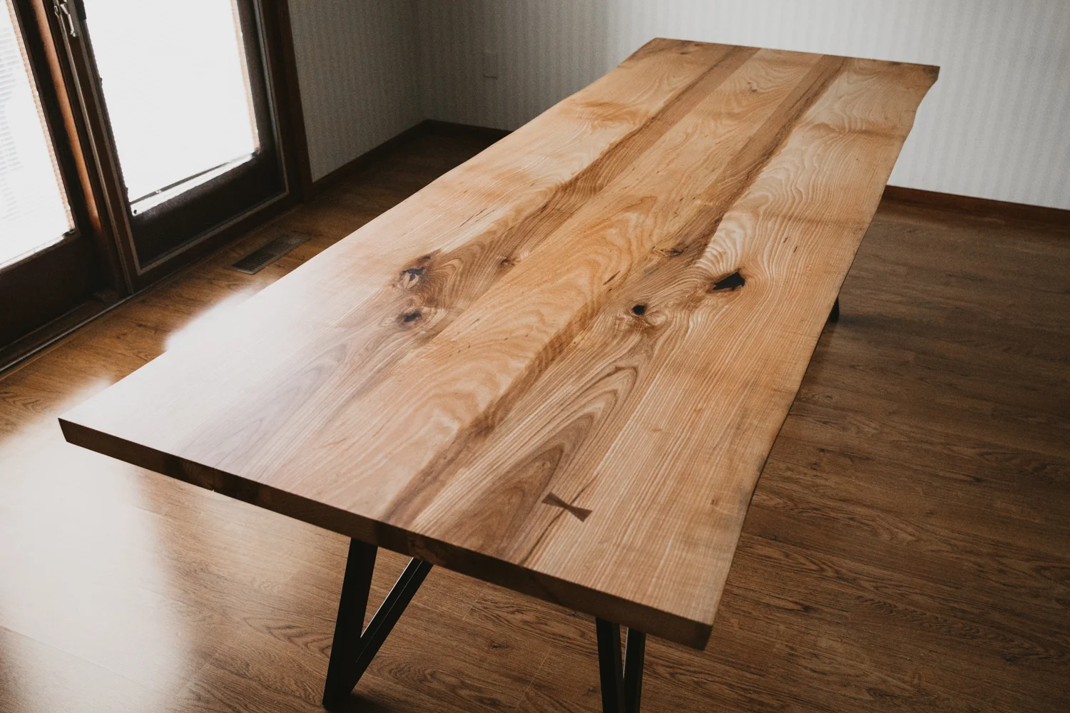 BIGTOOTHCO_TheNorth_Live_edge_dining_table_ash (24 of 53).jpg