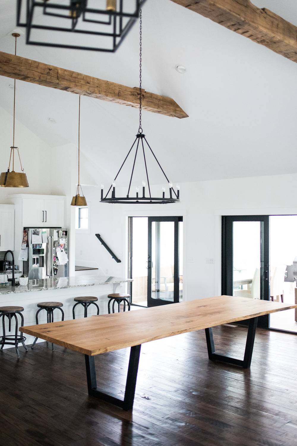 BIG_TOOTH_CO_custom_furniture_live_edge_elm_dining_table (48 of 99).jpg