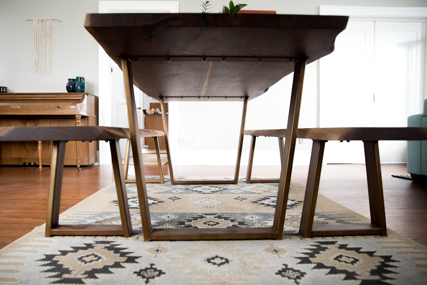 Big Tooth Co_Fort Wayne Indianapolis Woodworking _Walnut Dining Table (50 of 51).jpg