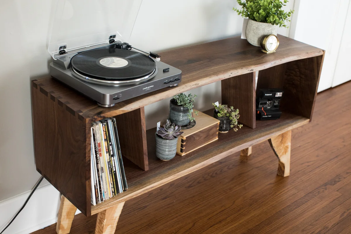Big Tooth Co_Live Edge Woodworking Custom Furniture_Walnut Console (31 of 44).jpg