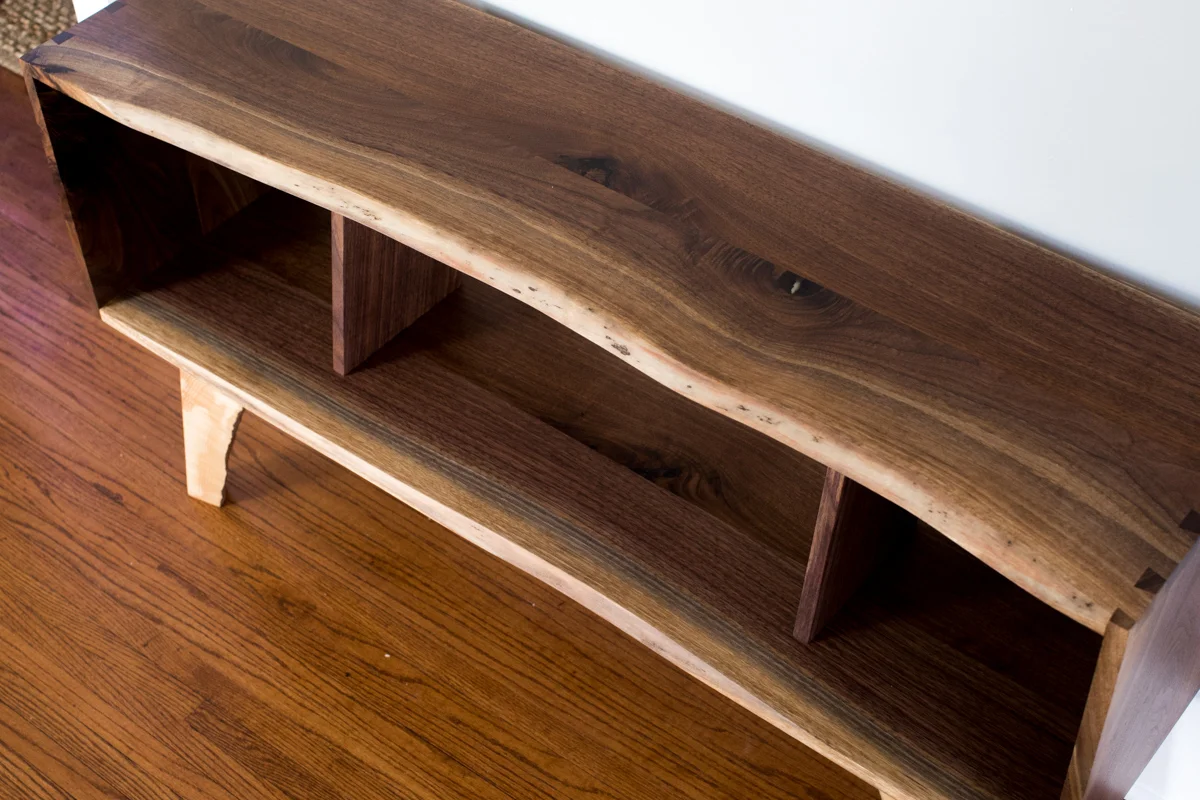 Big Tooth Co_Live Edge Woodworking Custom Furniture_Walnut Console (19 of 44).jpg