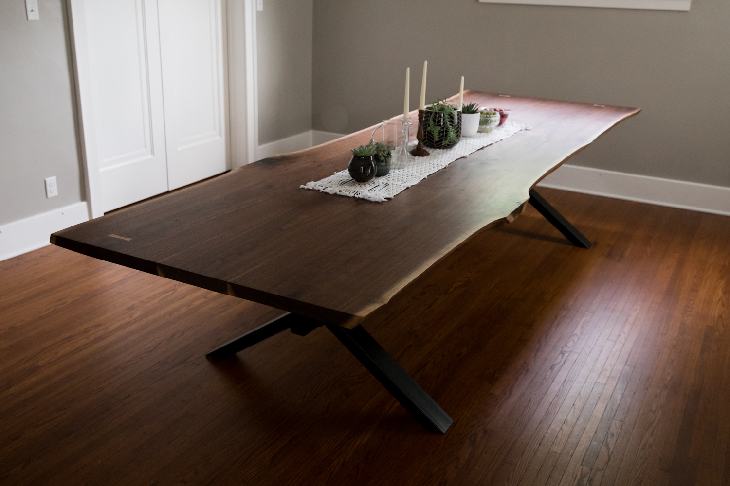 walnut_fort_wayne_woodworker_wood_slab_dining_conference_table_live_edge11.jpg