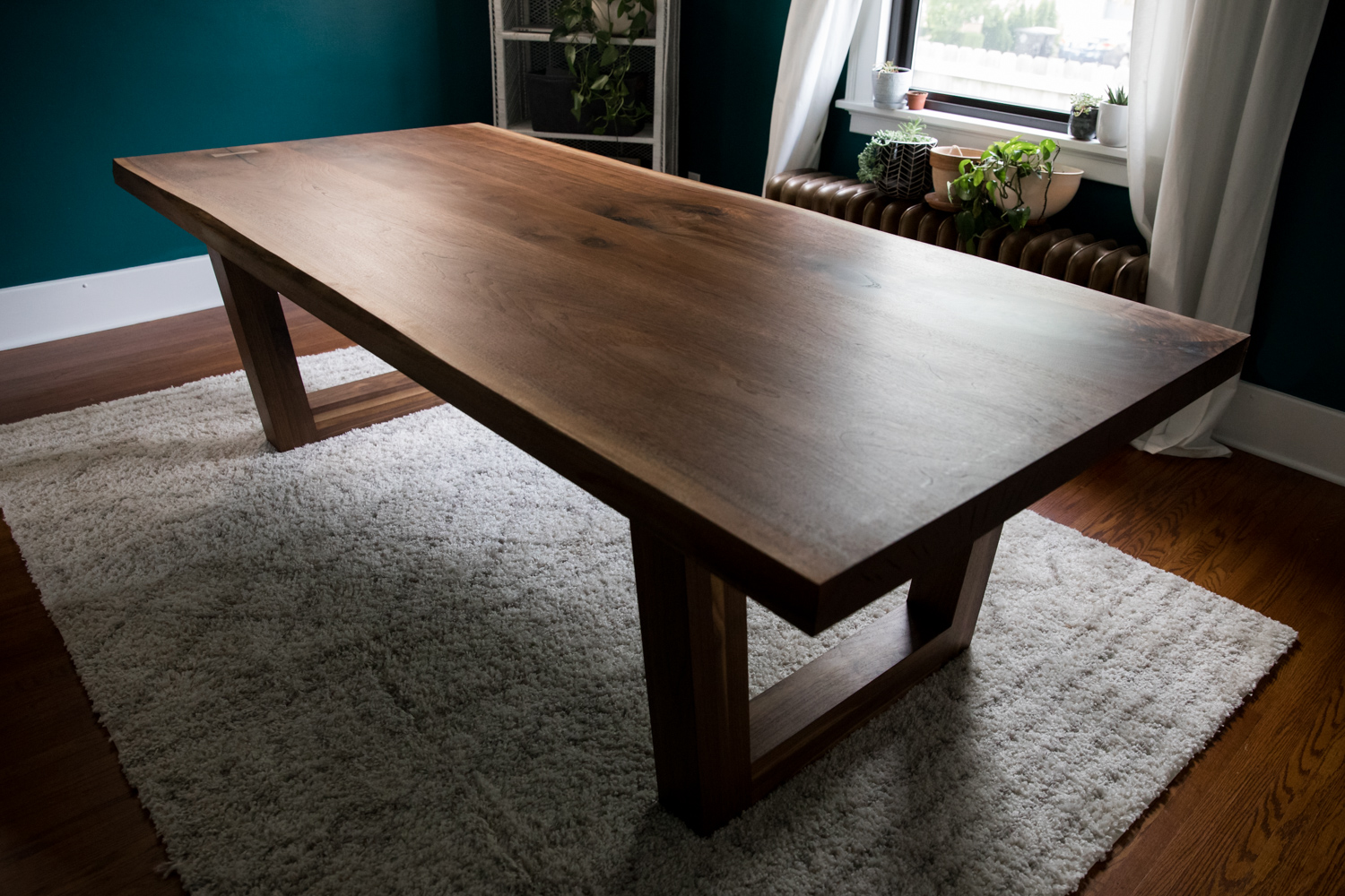 walnut_indianapolis_woodworking_wood_slab_dining_table_live_edge53.jpg