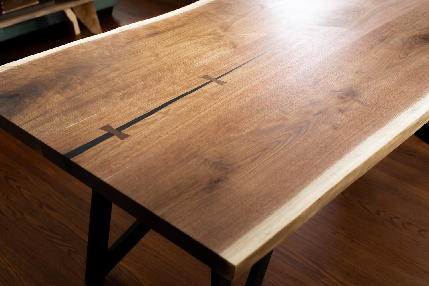 Black Canyon_Custom Walnut Table_Woodworking Fort Wayne Maker-18.jpg