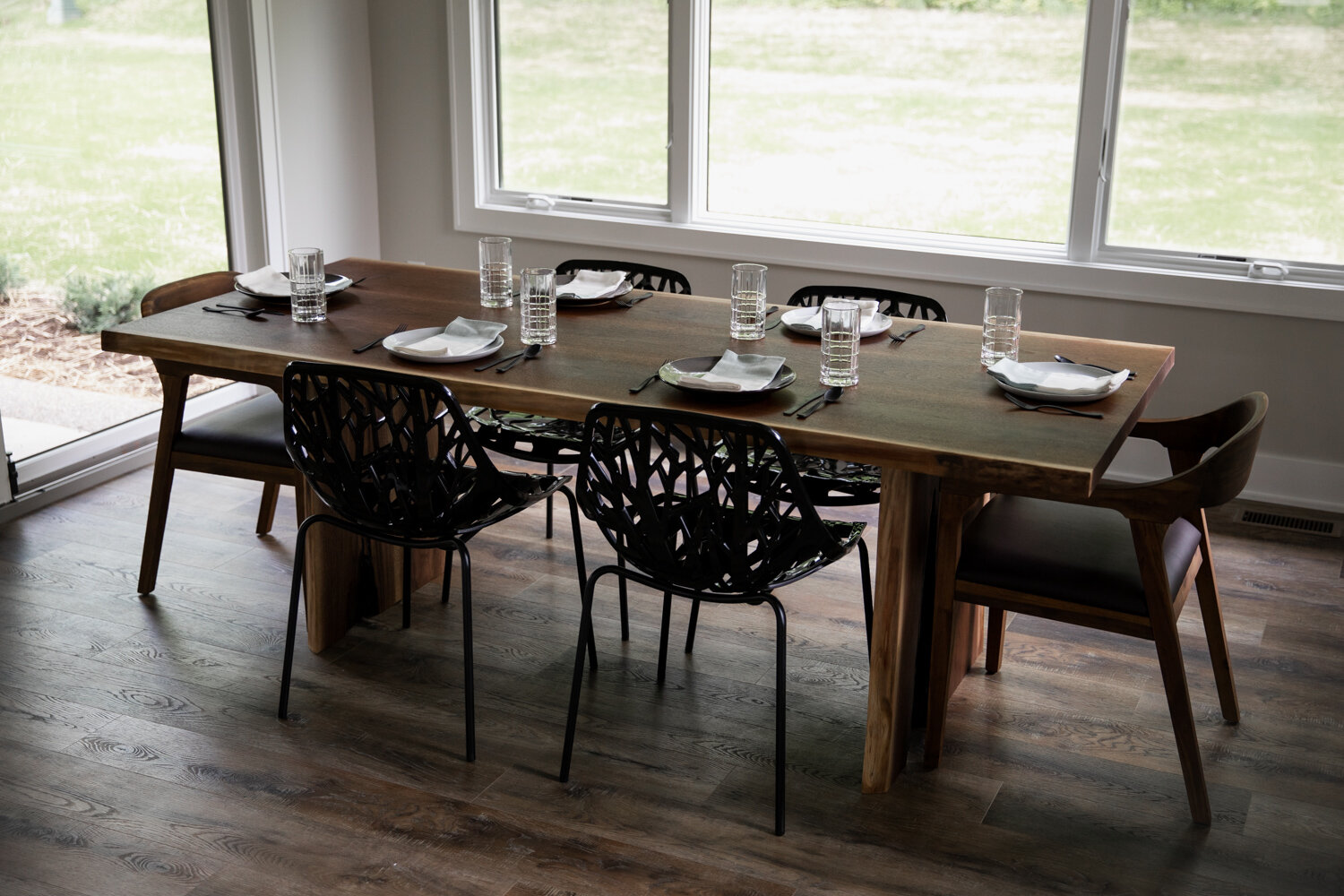 custom-walnut-table-commercial-interior-design-furniture29.jpg