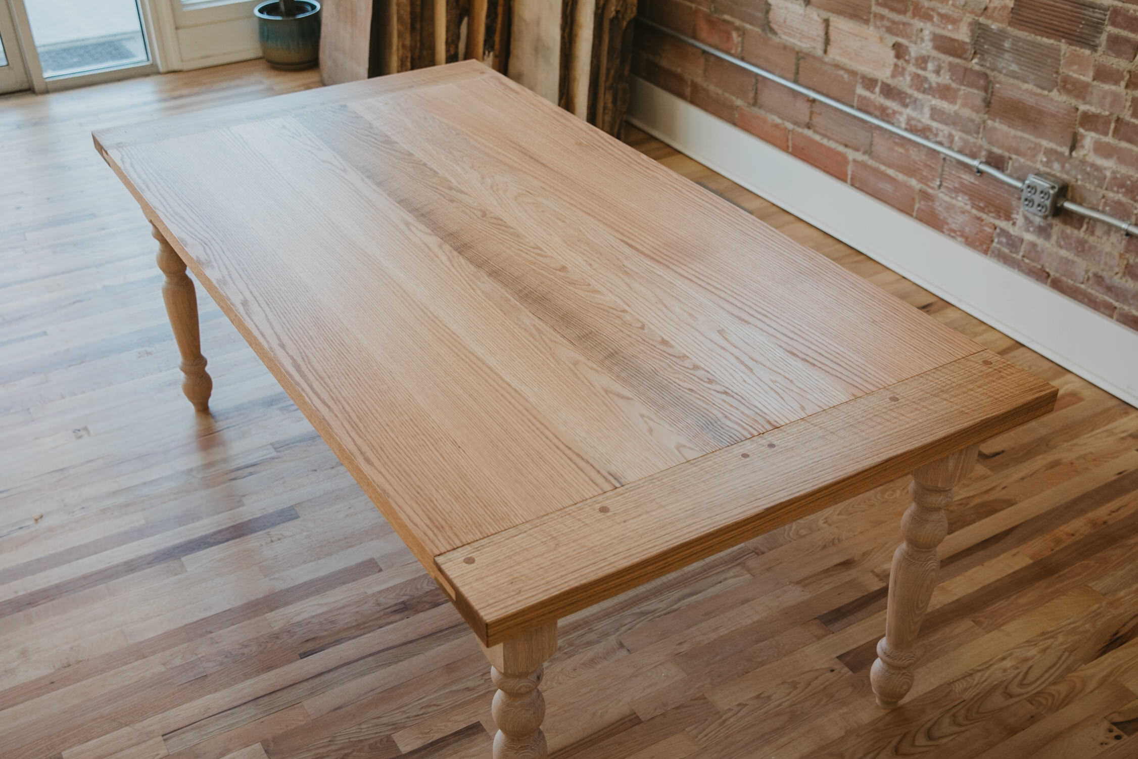 Big_tooth_Co-custom furniture maker_southern charm_farm_table_benches -8.jpg