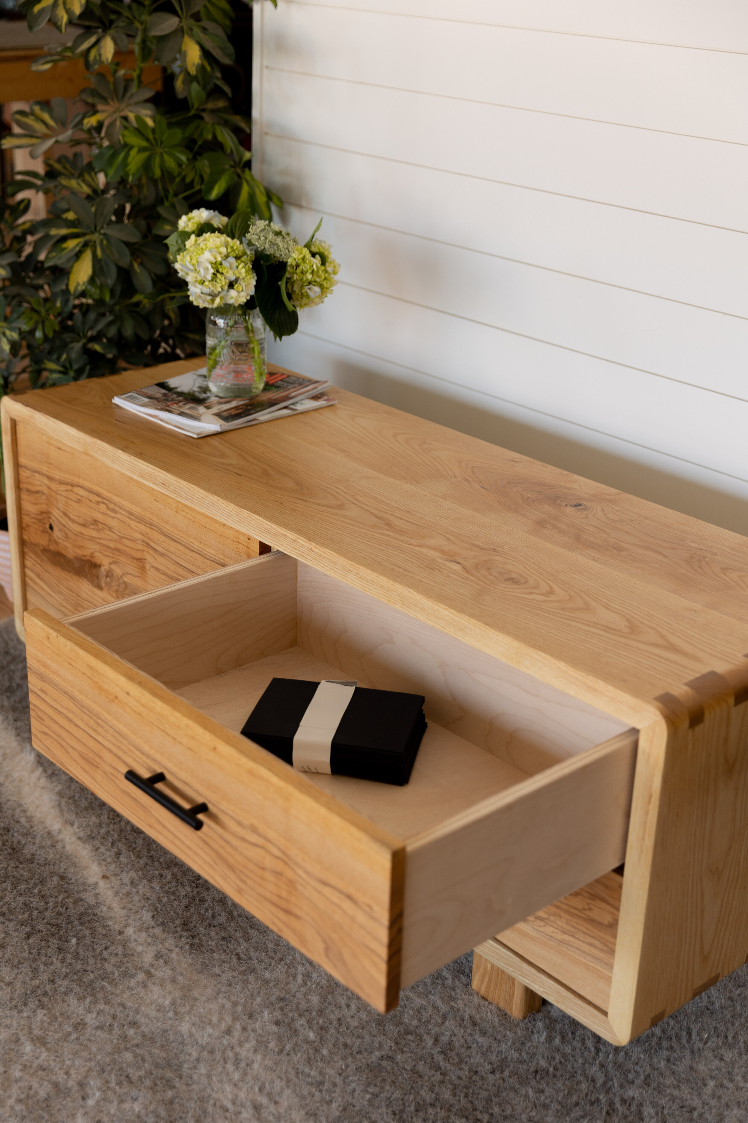 Big_tooth_Co-ash-custom furniture_Rio_Media console_miami-san francisco-seattle-30.jpg