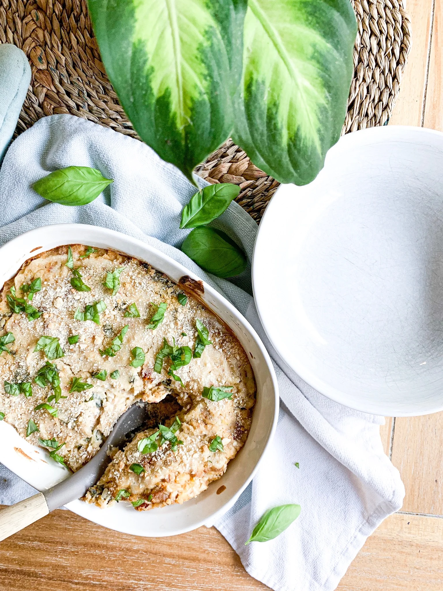 Creamy Kale &amp; Sausage Spaghetti Squash Casserole 