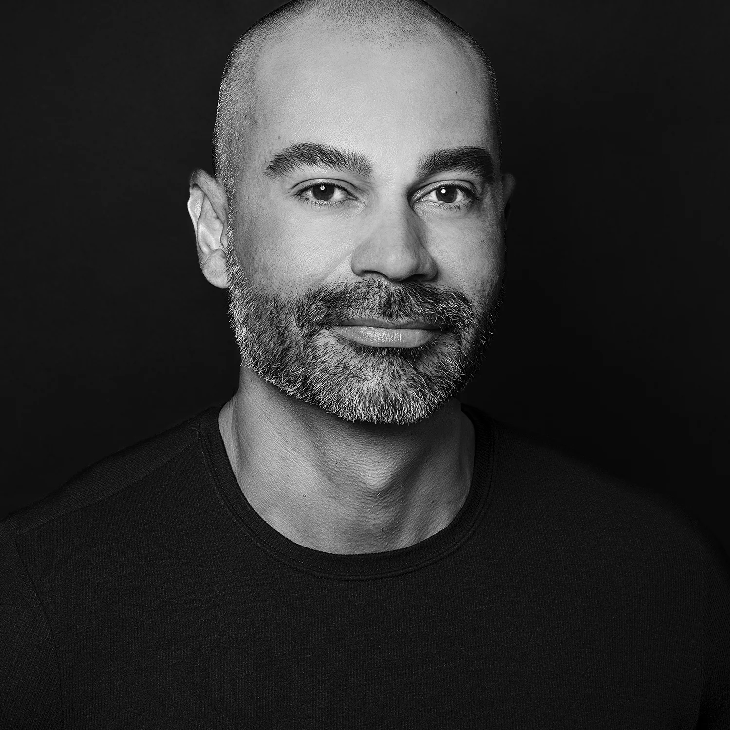 Black and White Headshot Photography Ines Piquet Images