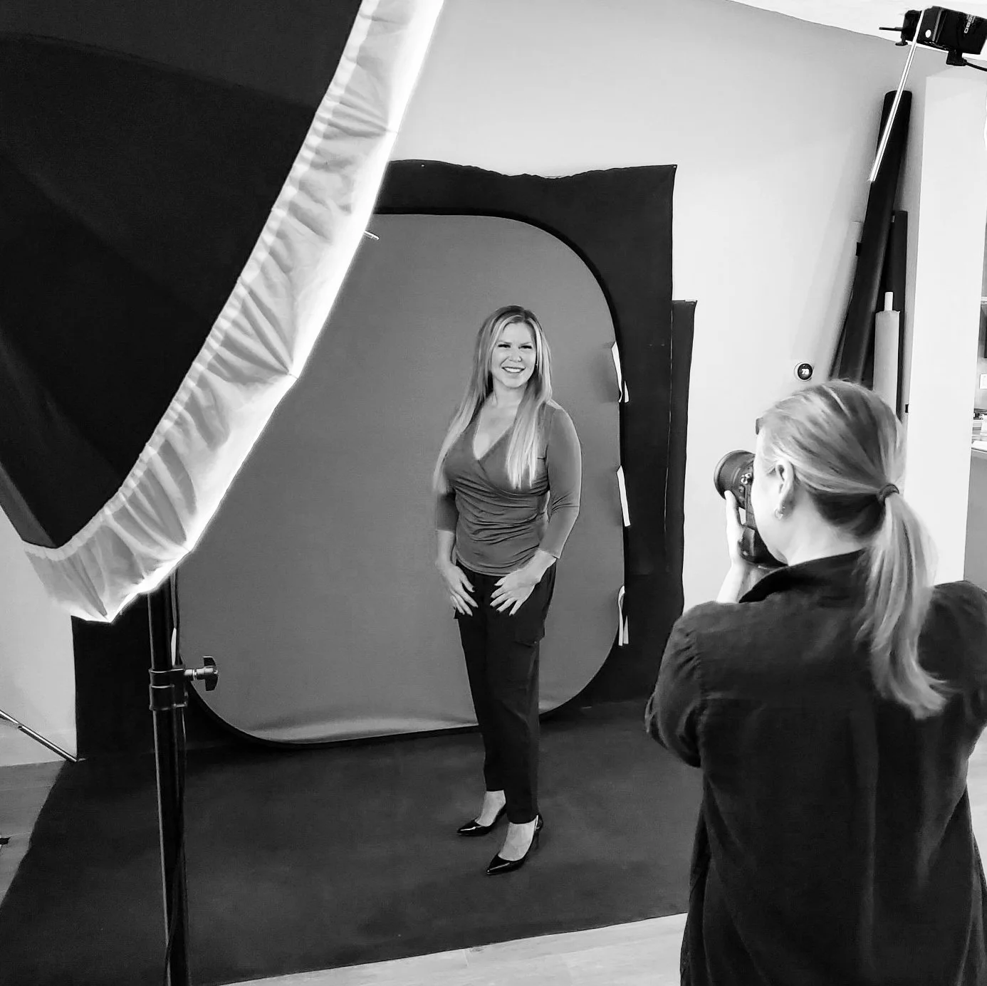 How to Prepare for Your Headshot Session (And Actually Enjoy It)