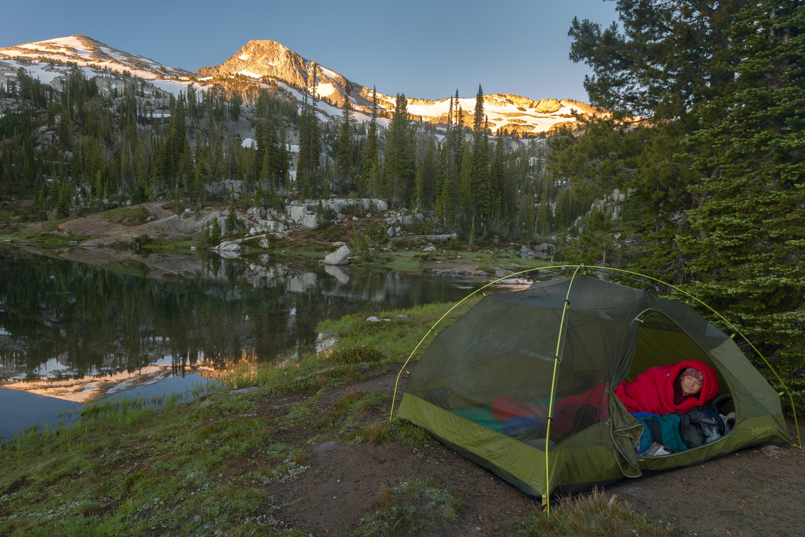  Eagle Cap sunrise from Moccasin Lake in the Wallowas 