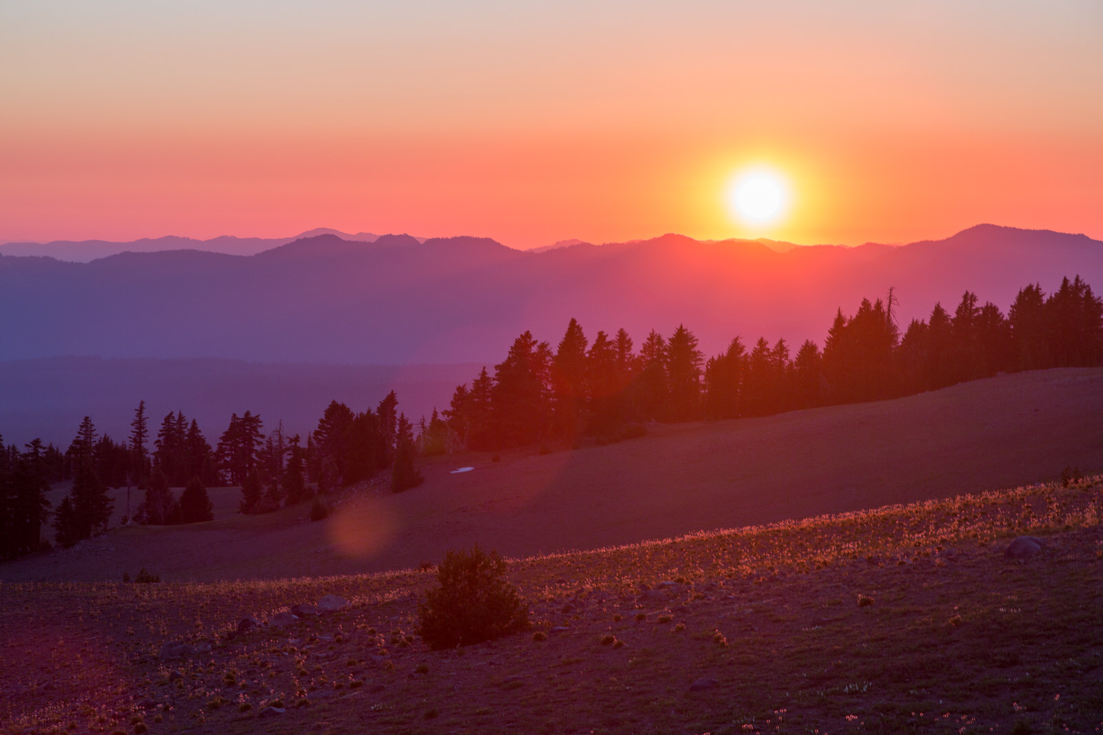  Sunset from the west rim of Crater Lake 