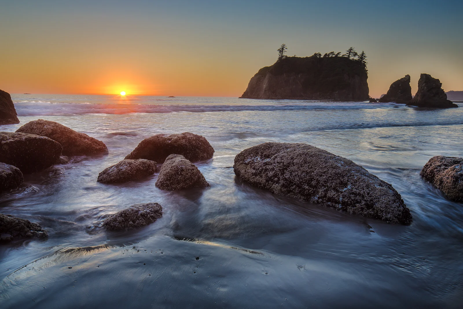 Sunset at Ruby Beach on the Olympic Penninsula