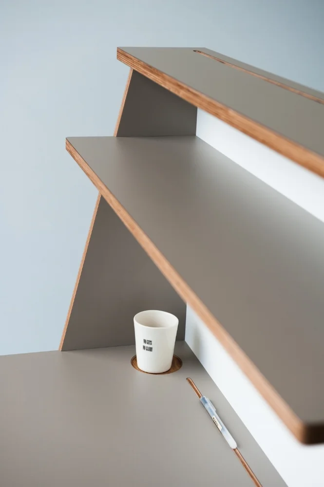 workdesk_3.jpg