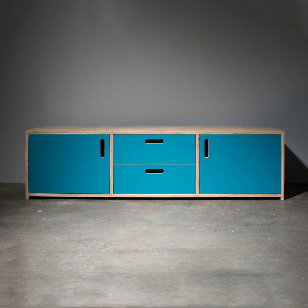 E.1575 Entertainment Unit