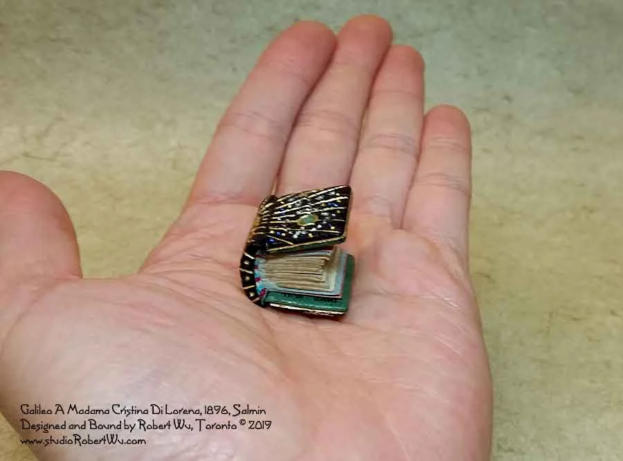 web-book-in-palm.jpg