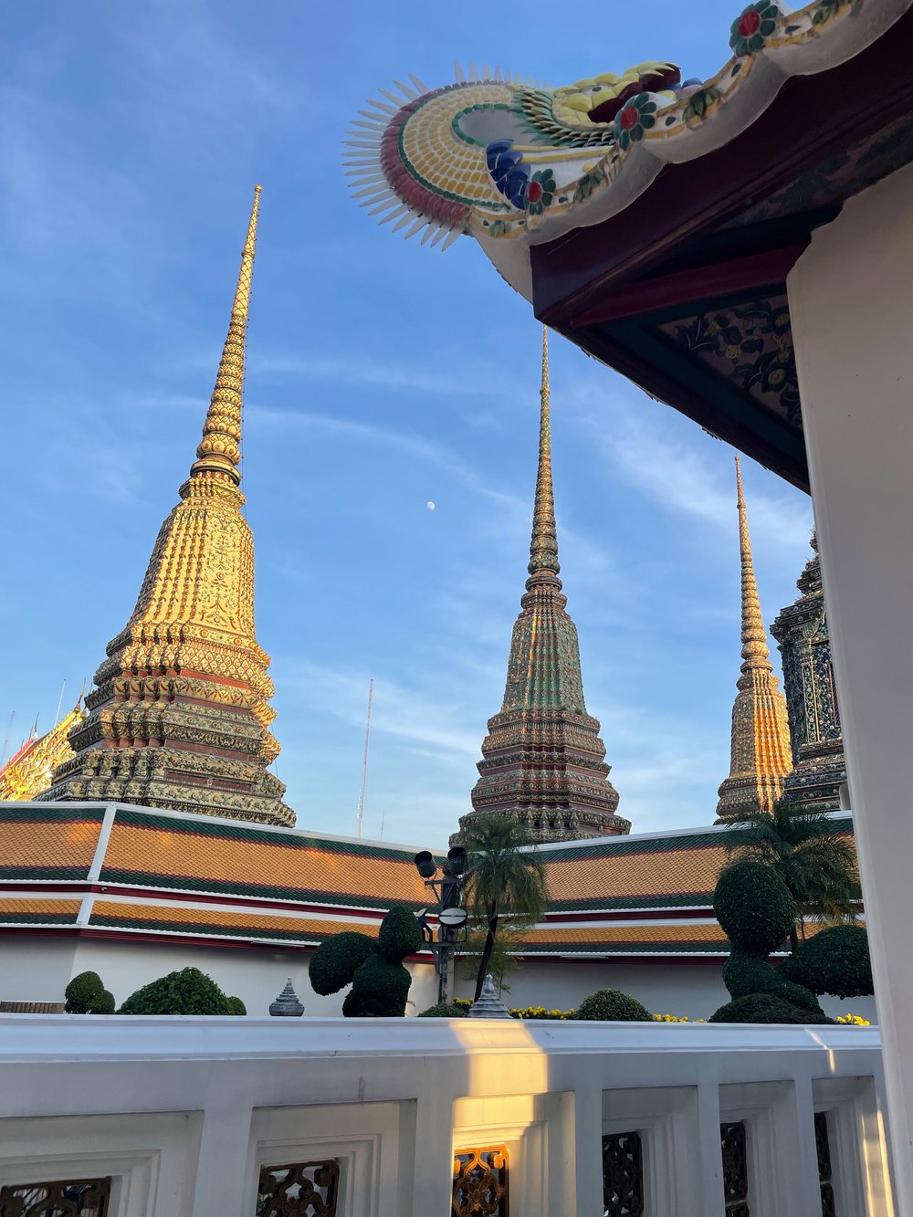 Finding my view at Wat Pho temple
