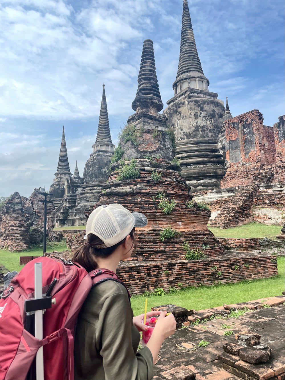 Quick tour of the main temples. Pictured: Wat Phra Si Sanphet
