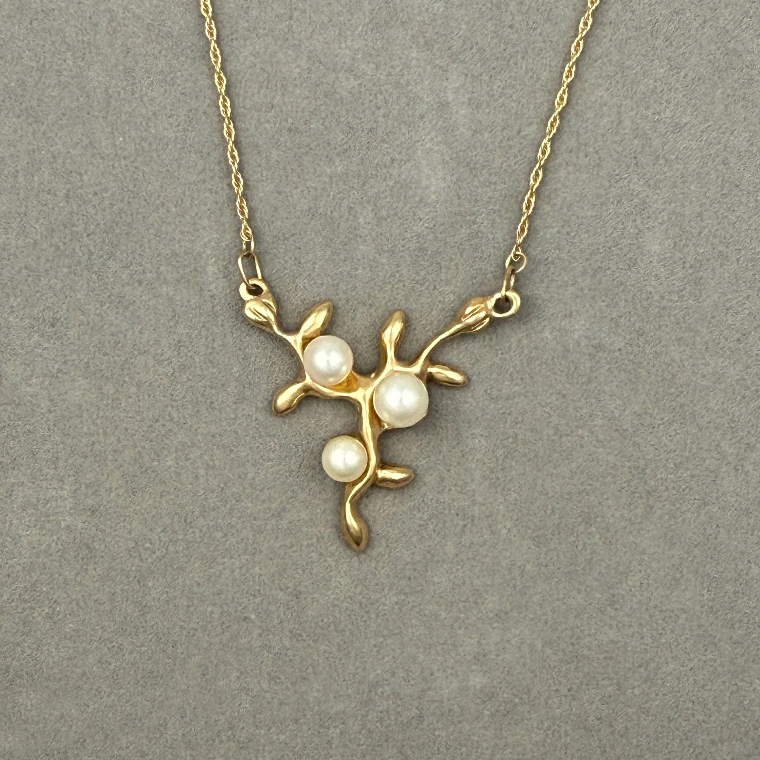 Gold-Pearls-and-Leaves-on-grey.jpg