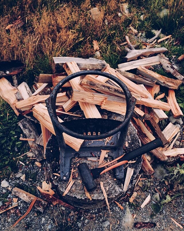 Another day another kindling pile. Tag the fire starter in your life 🔥
