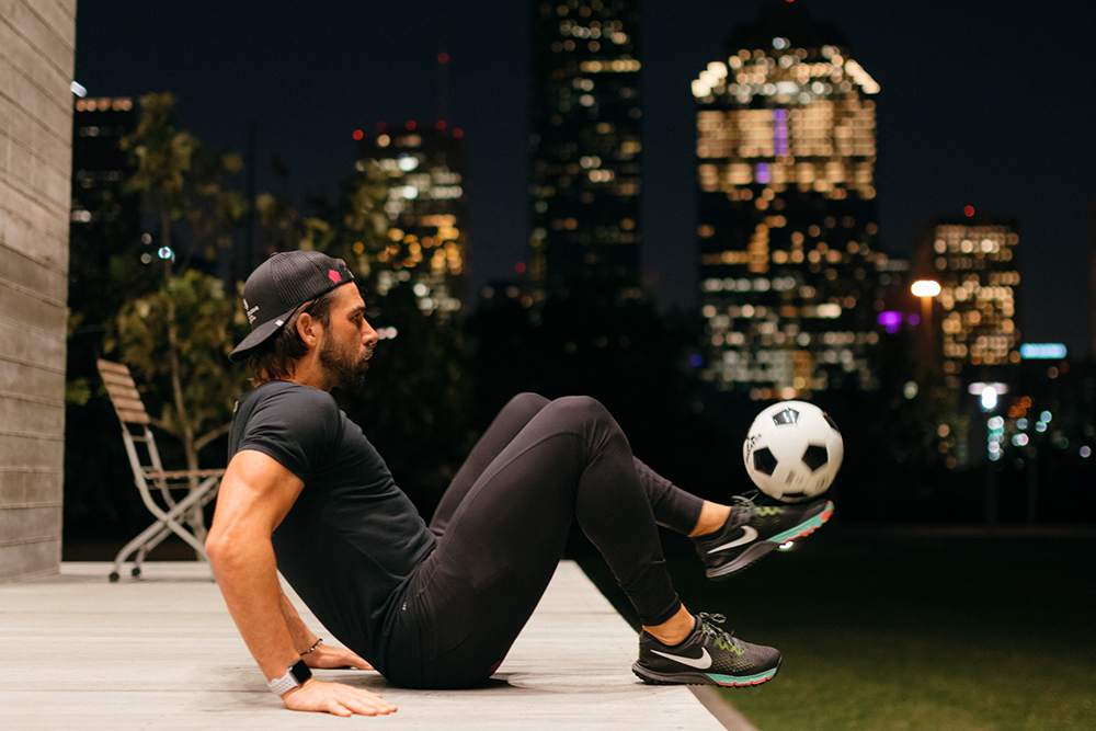 Mike-Chabala-Houston-night-juggling-web.png