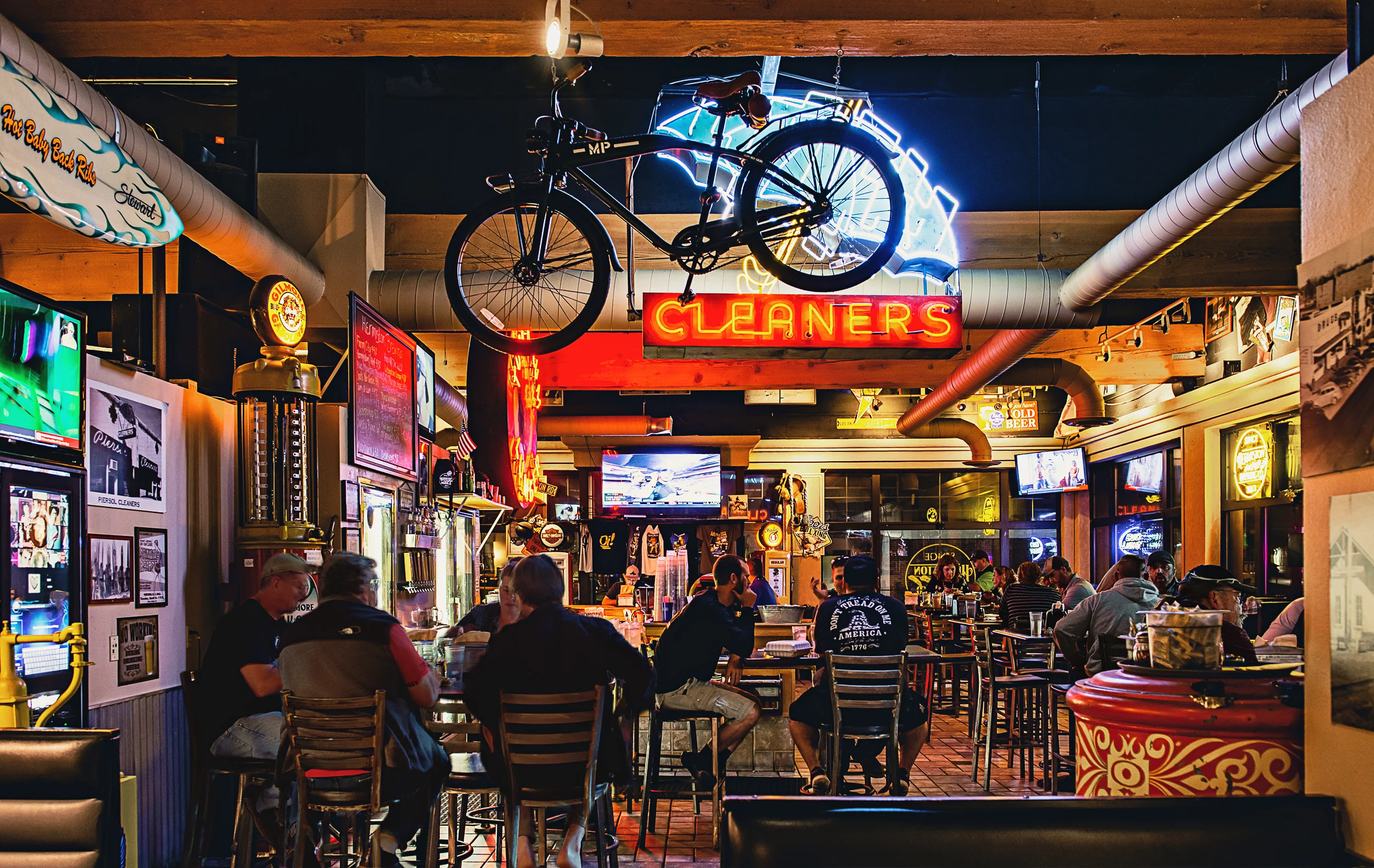 802_7358-HDR+people.jpg