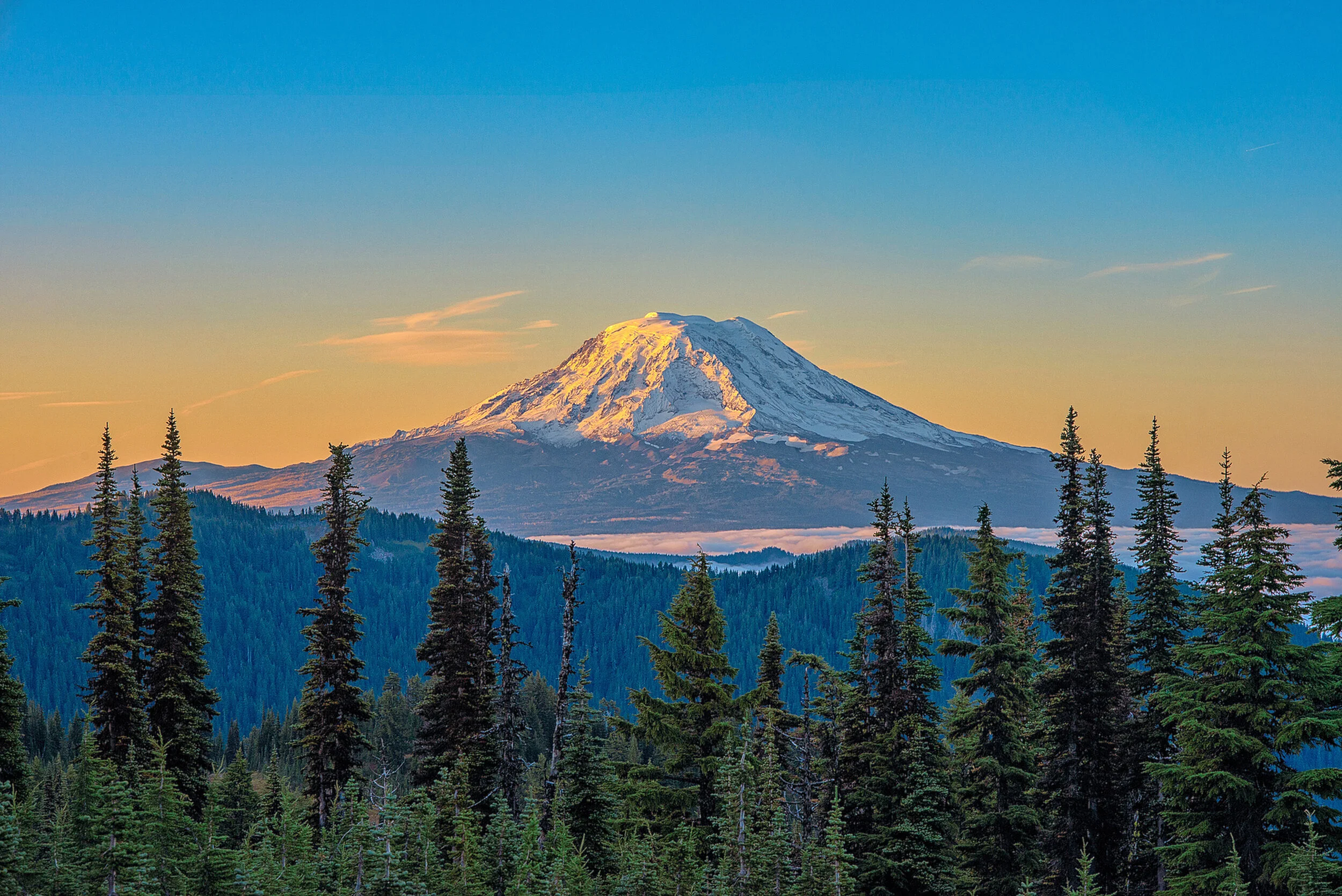 Sunrise on Mt Adams 09-21-19