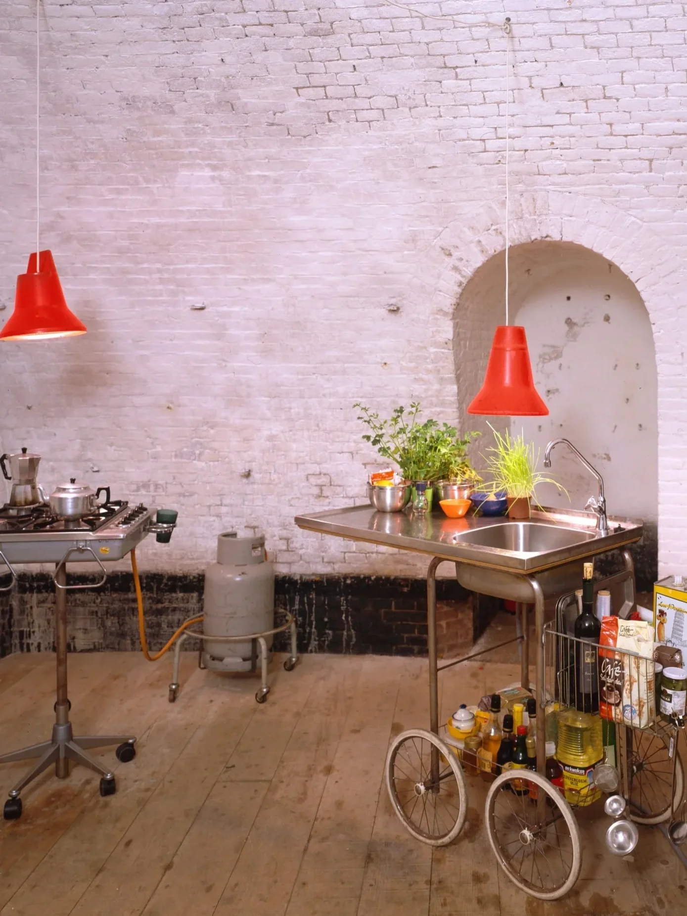 MOBILE KITCHENS  [2001]