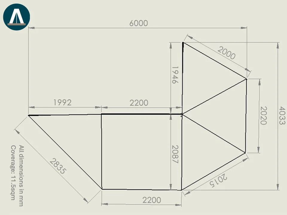 Technisch ontwikkelingsplan met afmetingen in millimeters voor een constructie. Top view met lijnen en diagonalen die de structuur aangeven, inclusief afmetingen zoals 6000 mm, 2200 mm en 4033 mm.