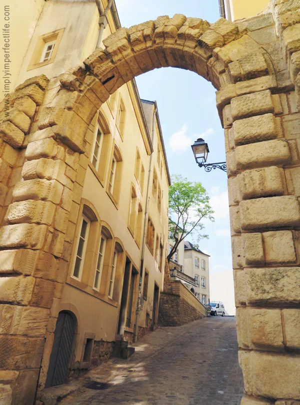 Arch-2-2019-simplyimperfectlife.jpg