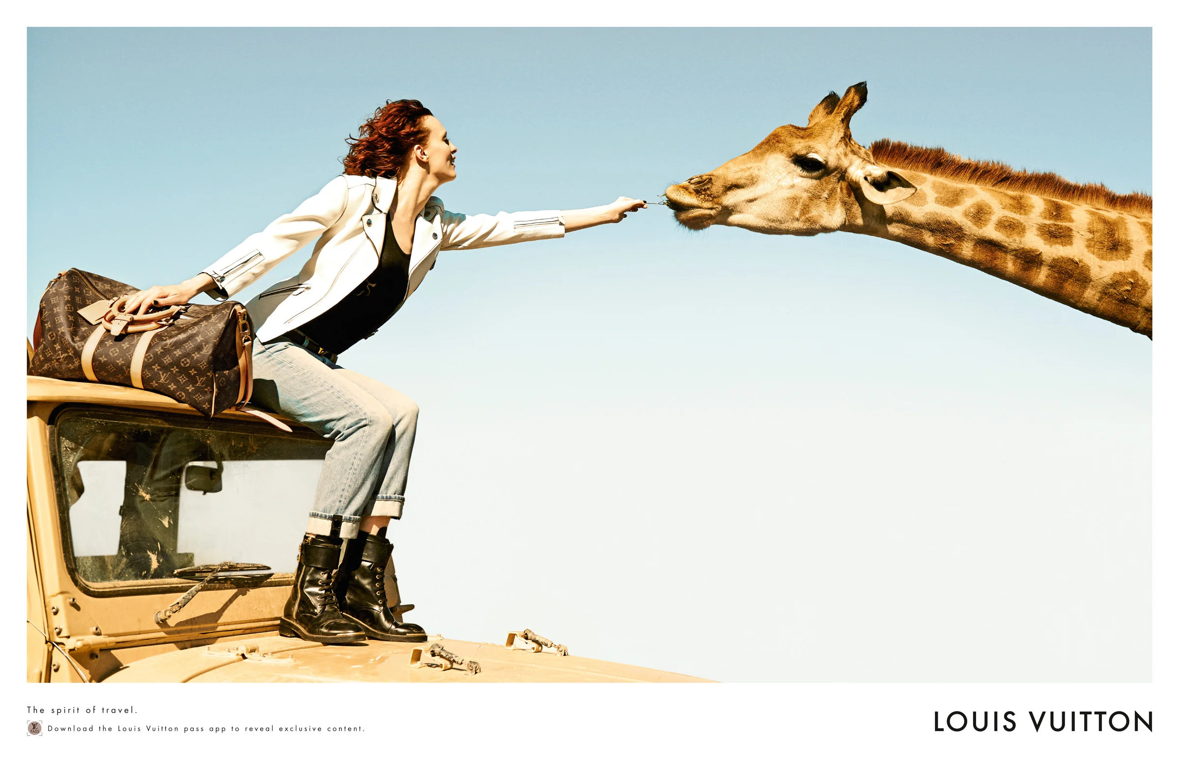 13-THE_SPIRIT_OF_TRAVEL-LOUIS_VUITTON-PETER_LINDBERGH&T_E_WRIGHT-04.jpg