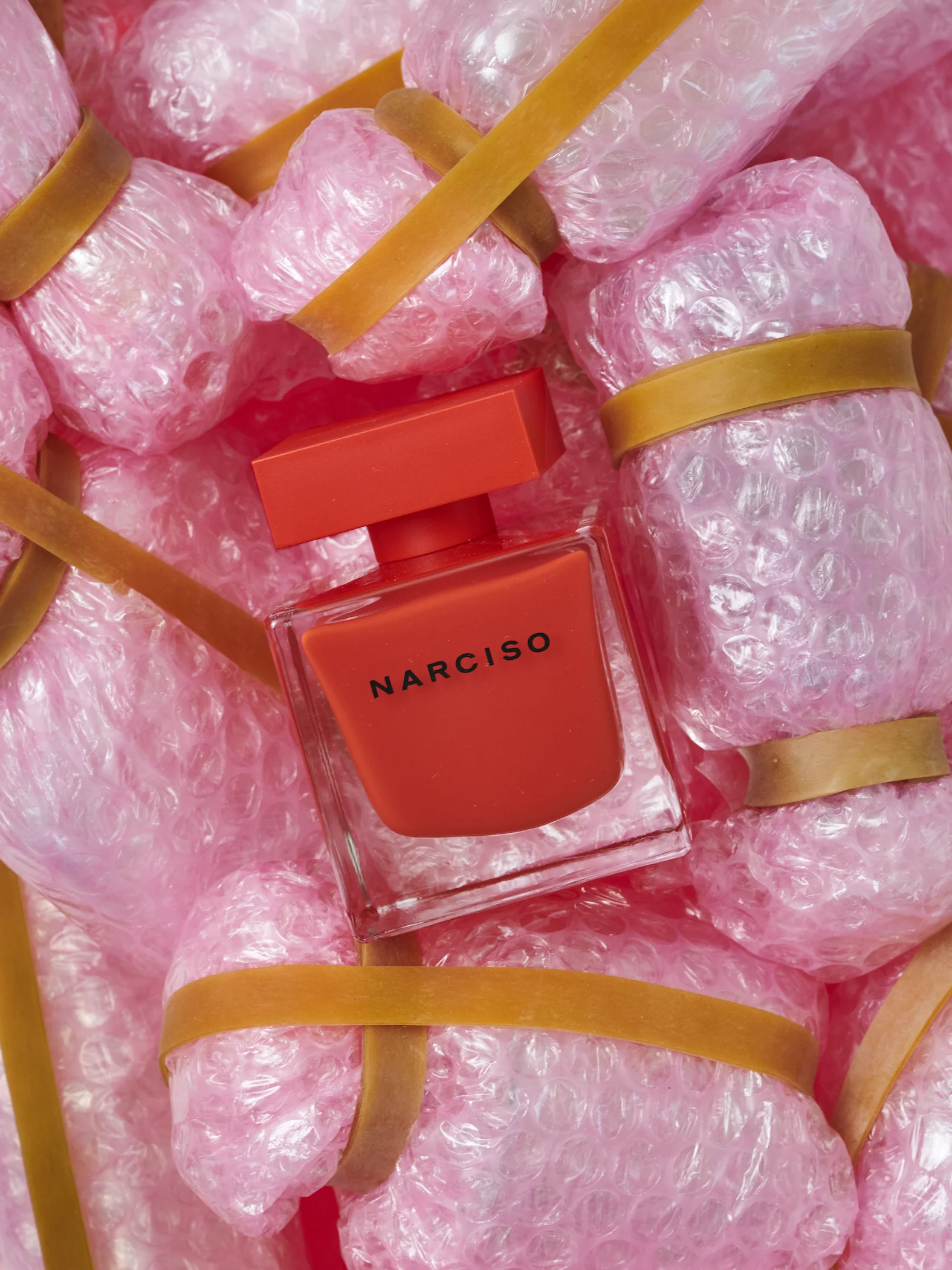 Wonderland_Fragrance1235 LORES.jpg