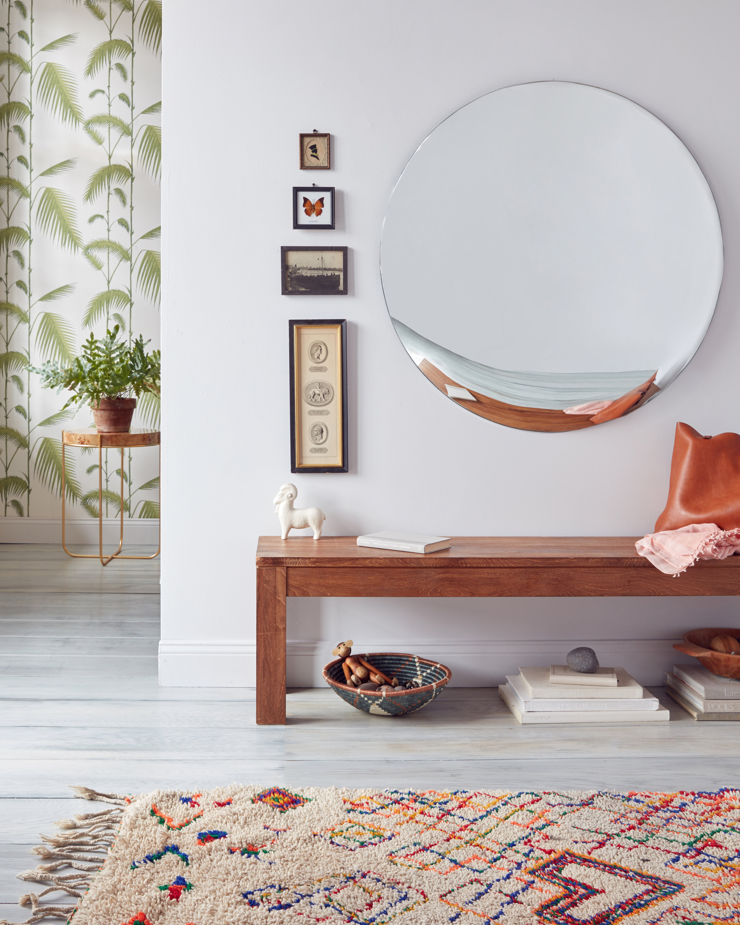 OKL_SIT_00078121_PINT_CR_Minimal Mirrors.jpg