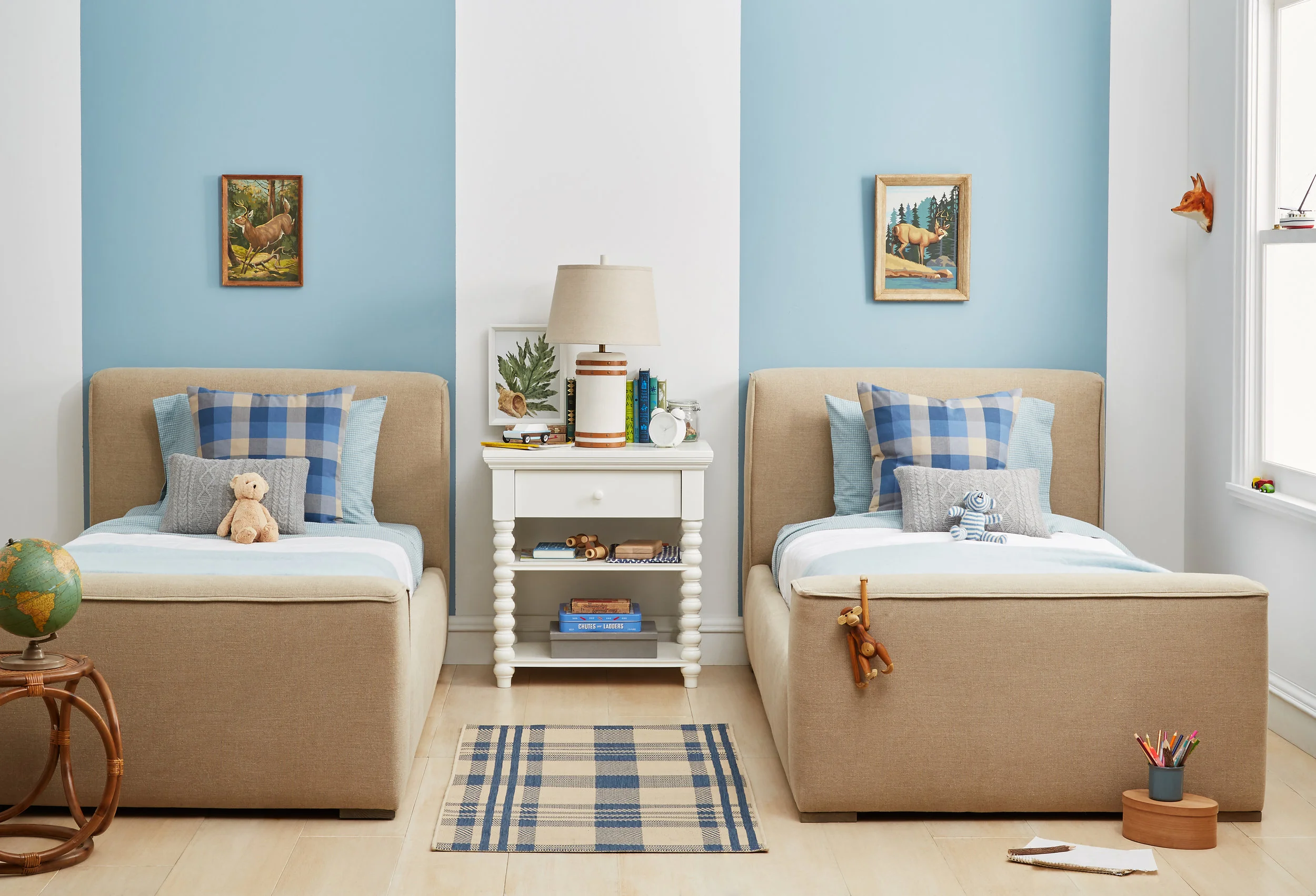 OKL_SIT_00074946_LIFE_CR_New England Preppy Bedroom.jpg