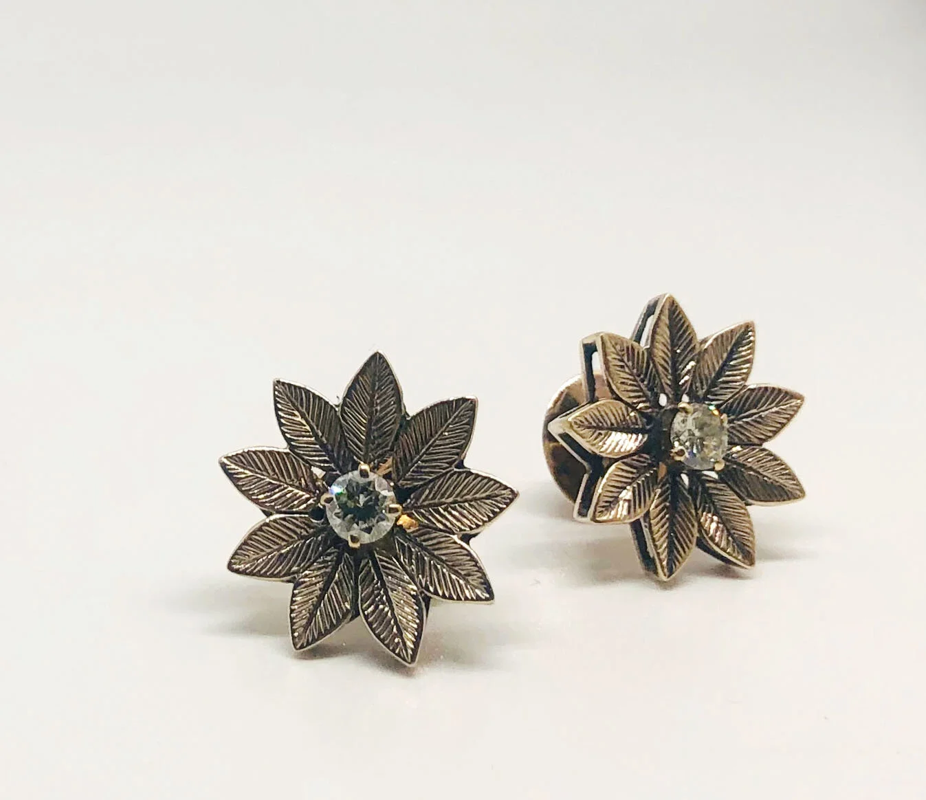 STAR FLOWER DIAM EARRINGS 2.jpg