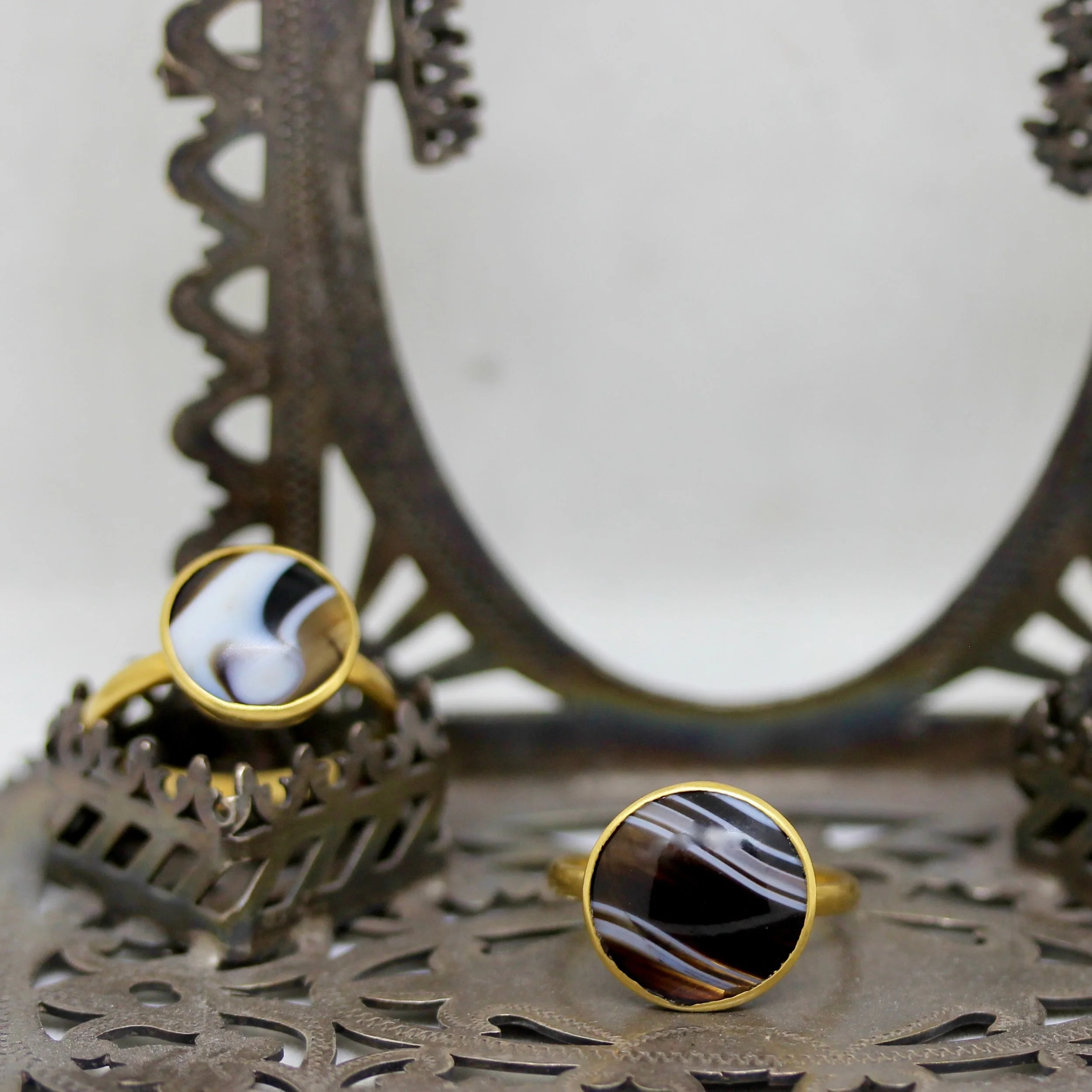 band agate diag ring2.jpeg