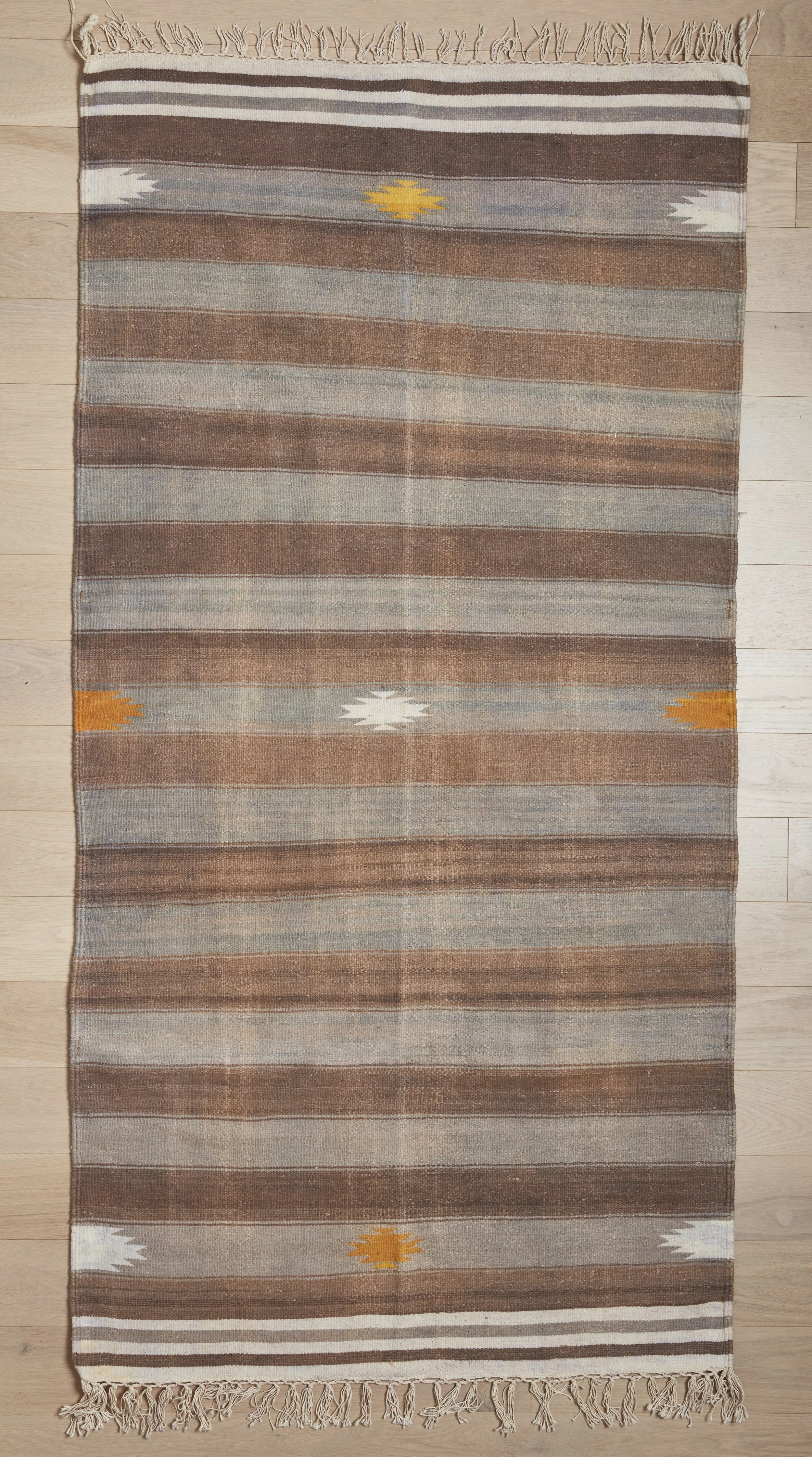 LAYLA_JULY23_RUGS_054.jpg