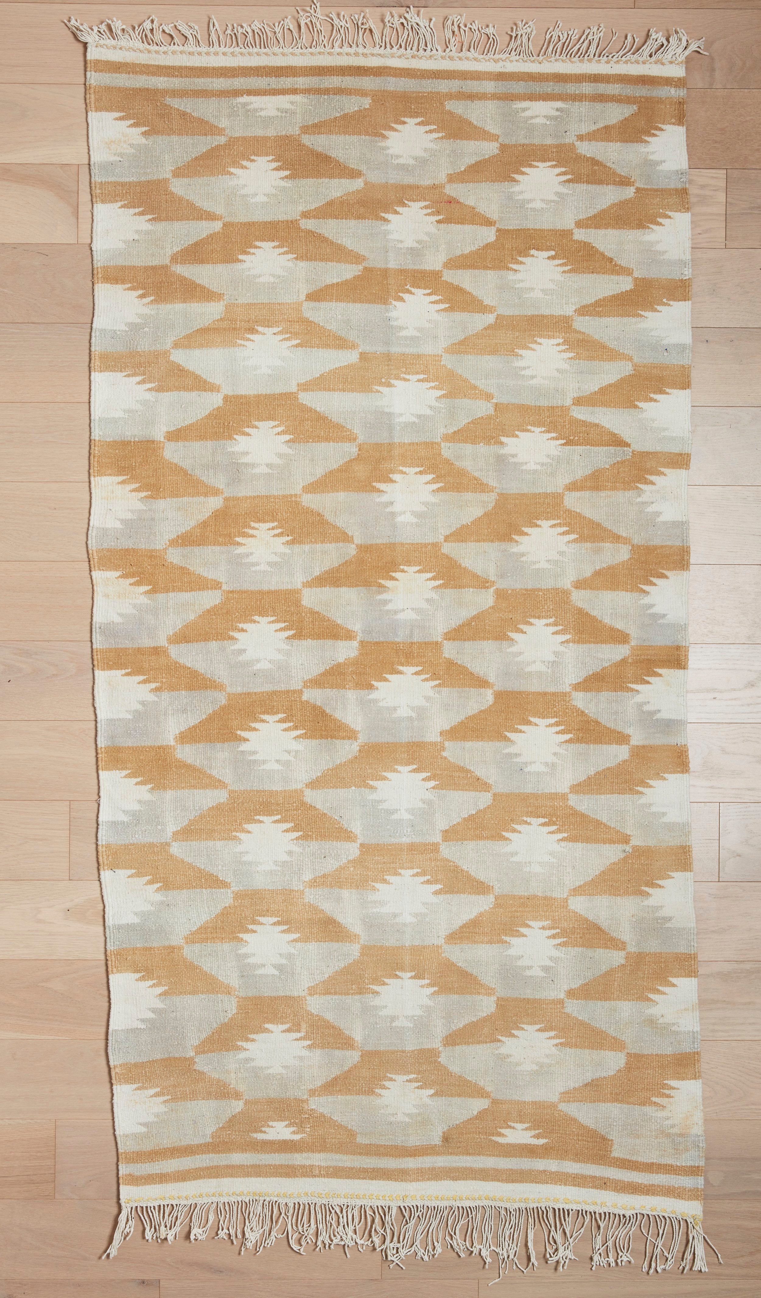 LAYLA_JULY23_RUGS_059+2.jpg