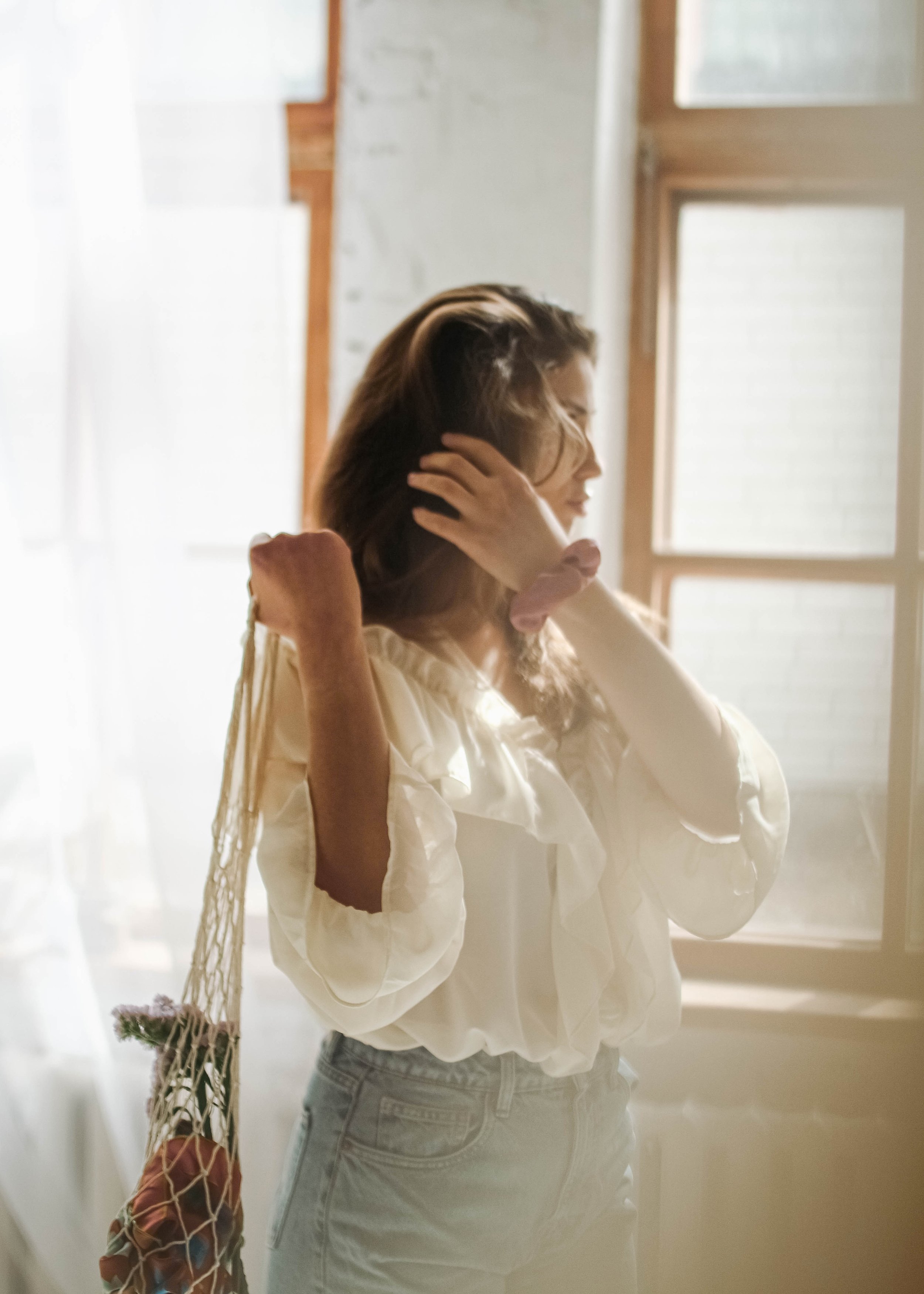 Soul&Sun_Yoga_Anke Lenz_unsplash_Women´s Circle_Frau seitlich.jpg