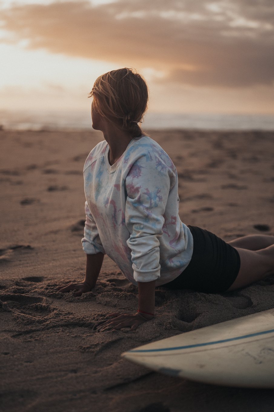 Soul_&_Sun_Yoga_Anke Lenz_Kanaren_Fuerteventura Retreat_Cobra mit Surfboard.jpg