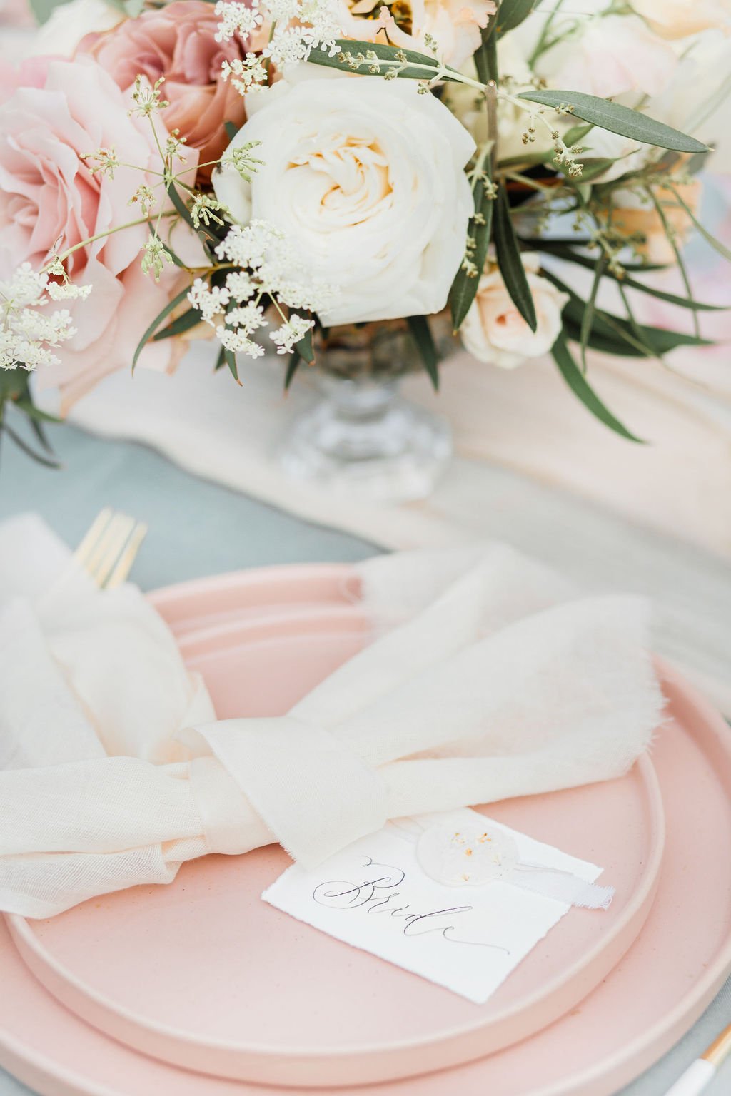 Beautiful wedding name cards for summer