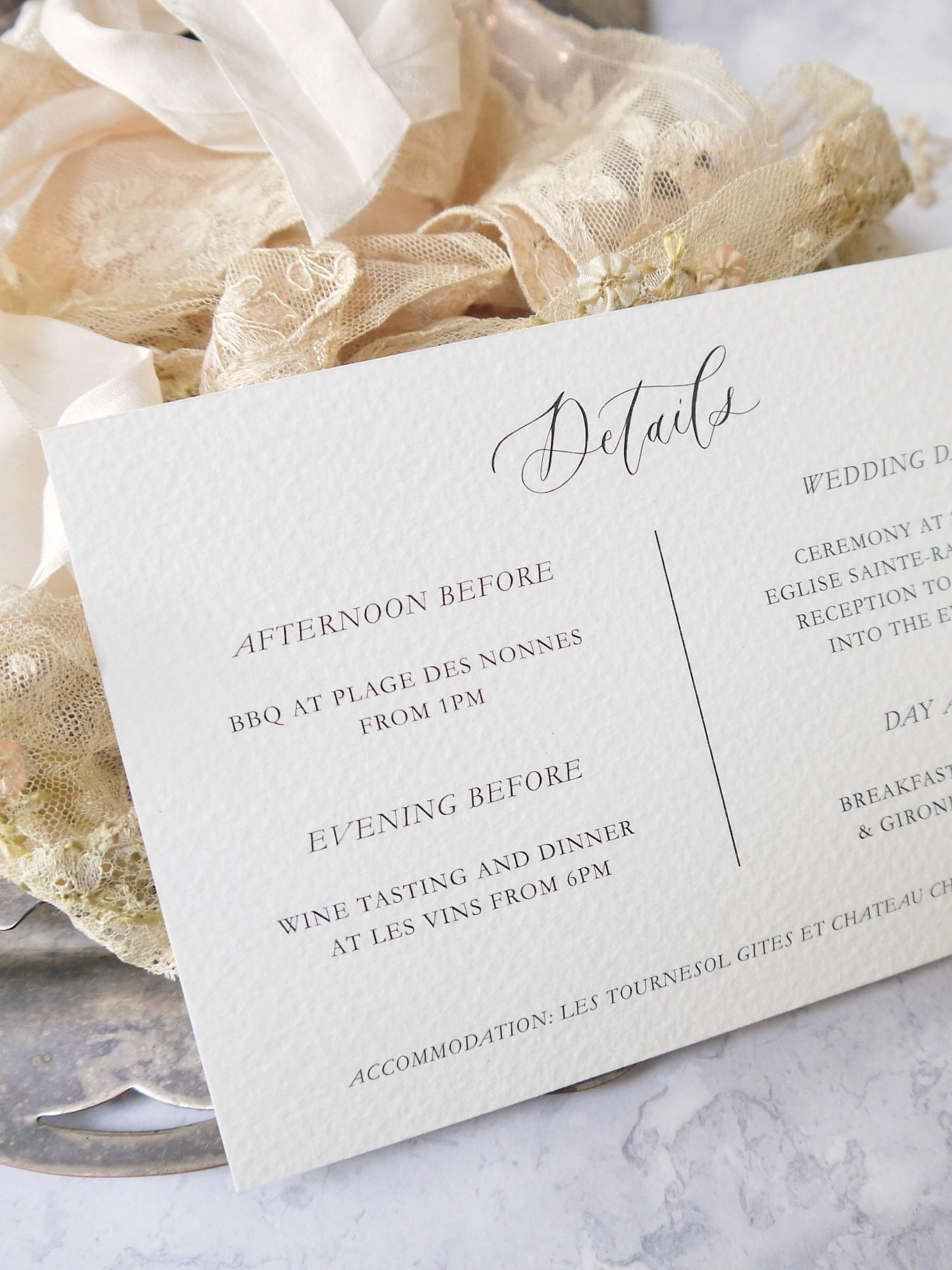 Information card for elegant weddings